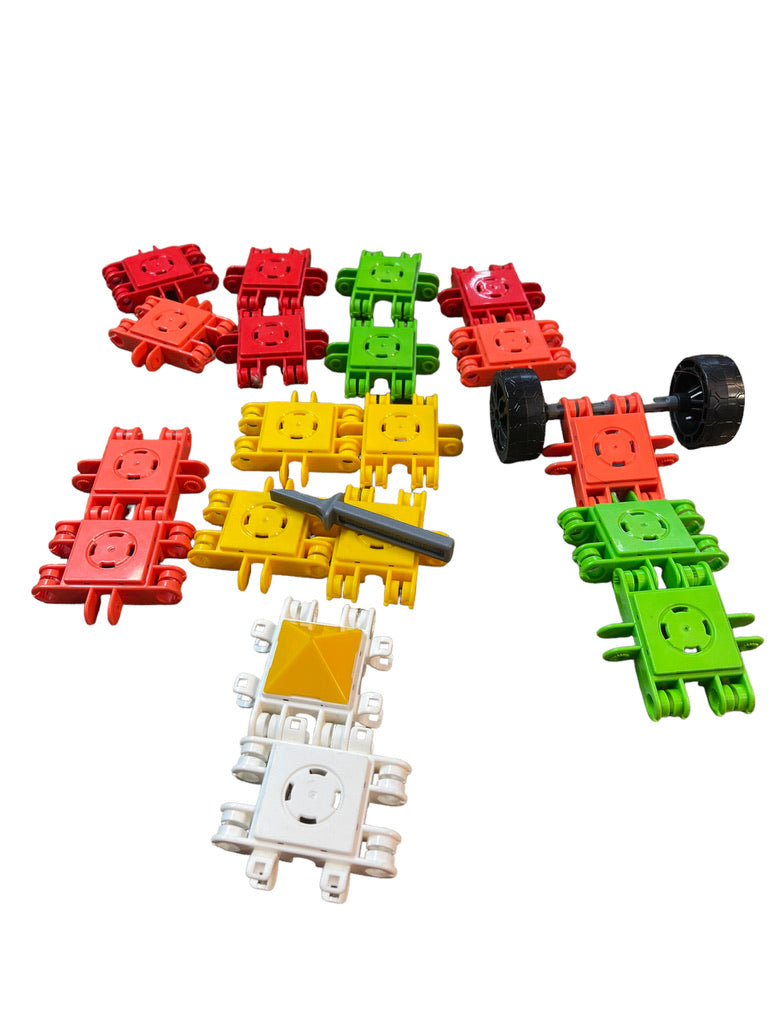 Clikformer's Airplane Clik Building Set GUC- Incomplete