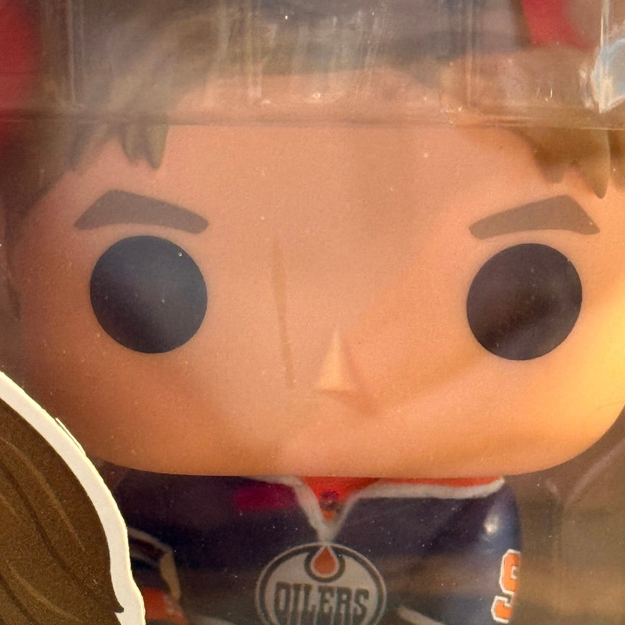 Wayne Gretzky Oilers Funko Pop NHL Canadian Exclusive Vinyl Figure Preowned Unused in Box