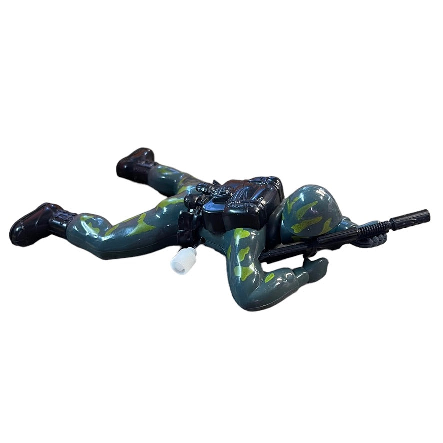 Vintage Wind-Up Crawling Camo Peacekeeping Soldiers 1987 Working in EUC