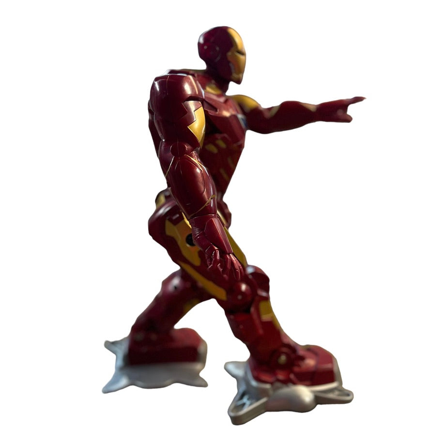 Mattel 2009 Walking/Talking Ironman With Robot Action and Flashing Lights GUC