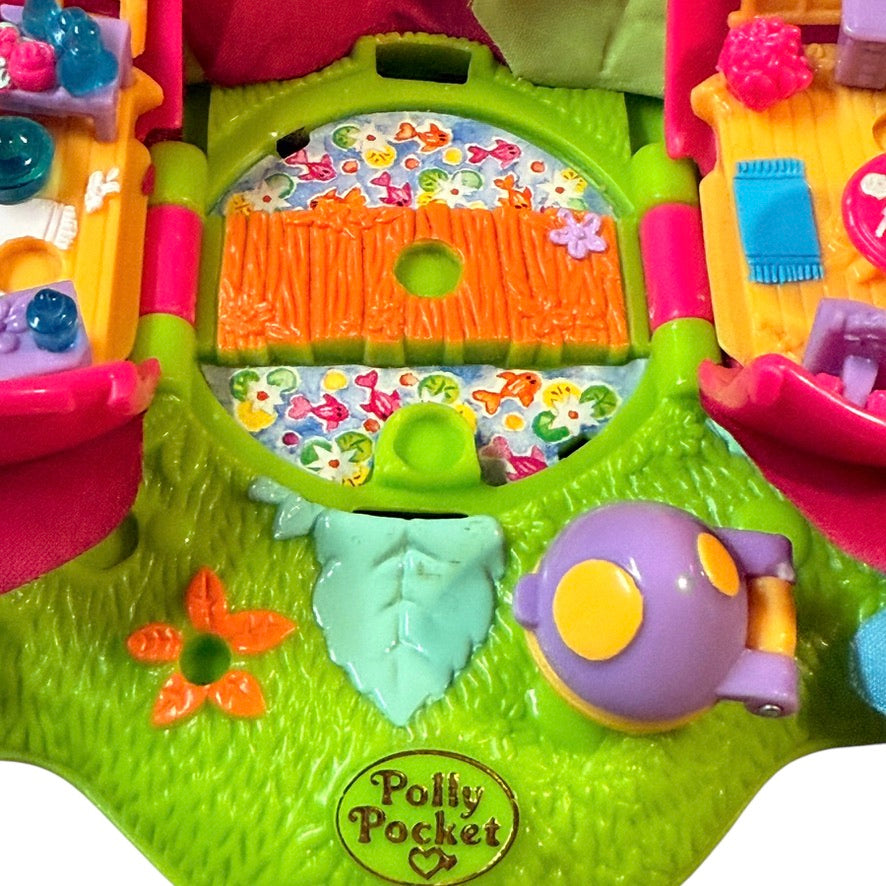 Polly Pocket Rose Cottage Hideaway Playset from 1997, Complete, in Excellent Preowned Condition