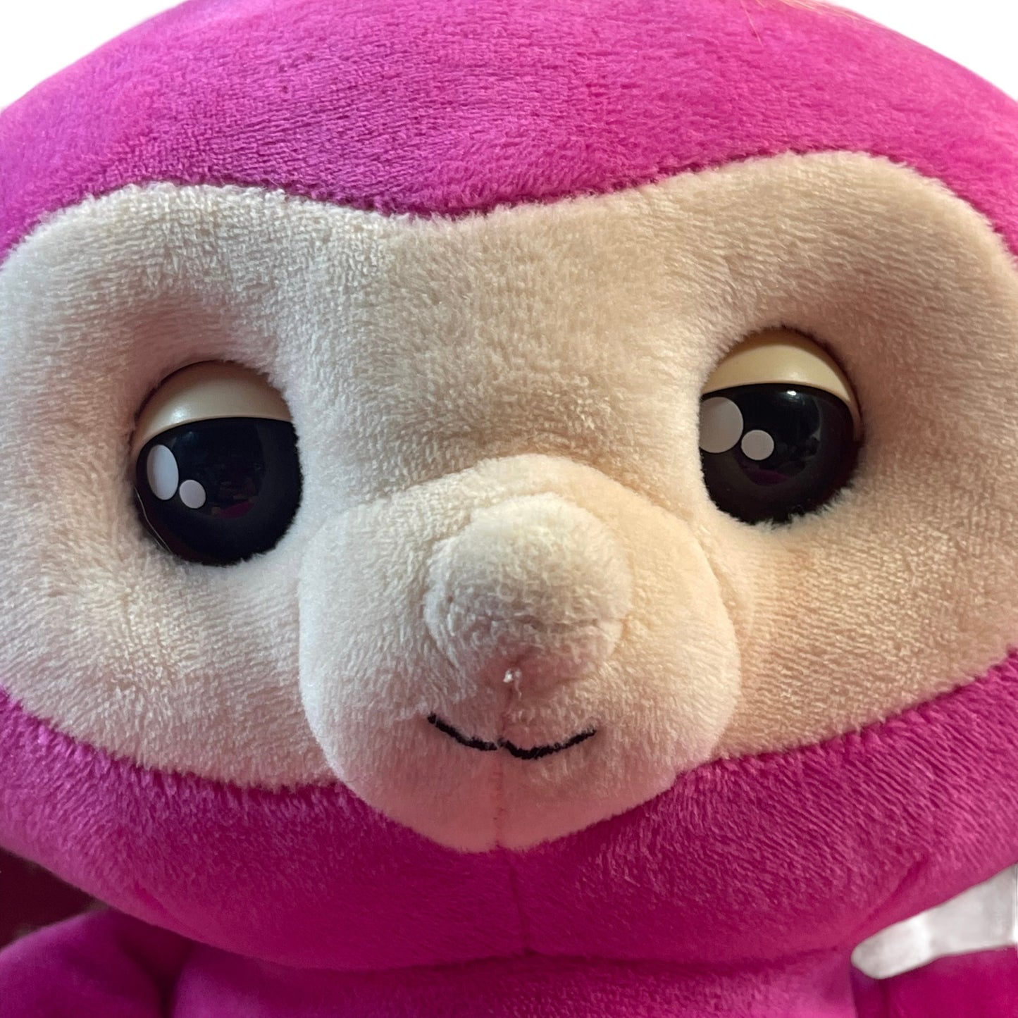 Fingerlings Hugs Bella, Amazing Animated Plush Toy Monkey in EUC