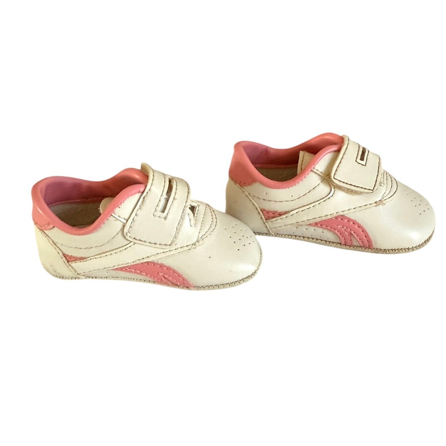 Bout'Shou White& Pink Infant Size 1 Trainers/ Running Shoes, Hook & Loop Closure Tab GUC