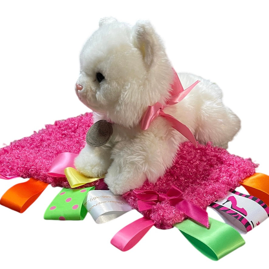 Yomiko Classics White Persian Cat with Raspberry Multi-Textured Minkie Ribbon Tug Lovey