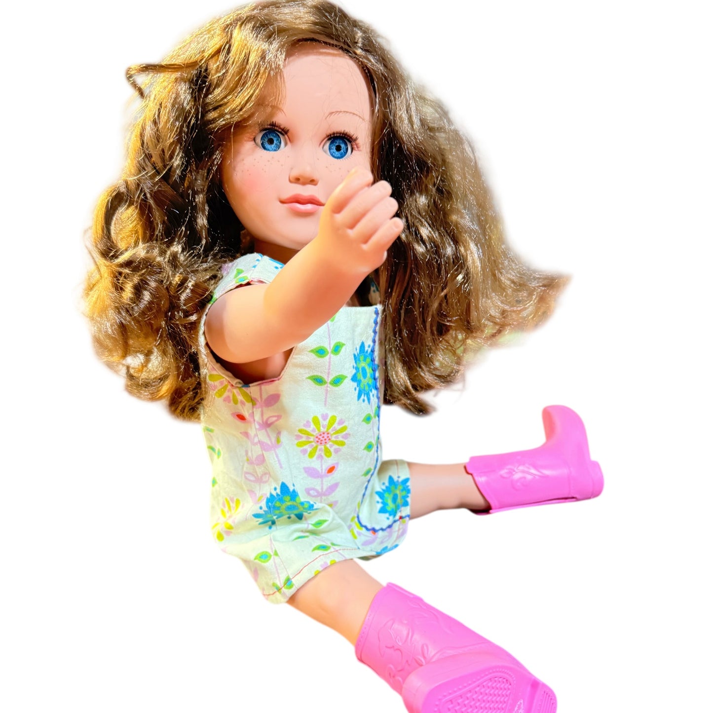 Beautiful Cititoy 18" Fashion Doll, Long Brown Curls, Blue Sleepy Eyes & A Dusting of Freckles