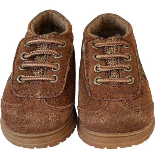 Bum Kids Faux Tie Up HooK & Loop Closure Brown SuedeBoots, Size 3 -Clarence in GUC