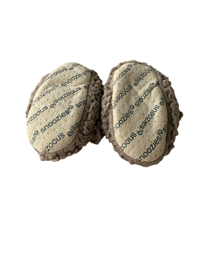 Snoozie's Baby Slippers, 3-6m. Embroidered Features, Beige/White Sherpa in EUC, So Cute!