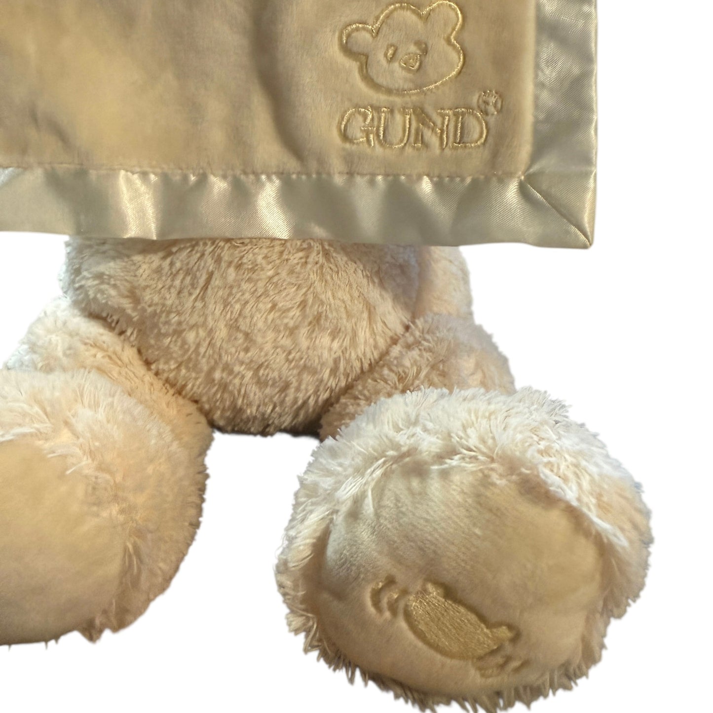 Gund Cream Animated Peek-a-Boo Teddy Bear with Satin Trimmed Blanket in EUC