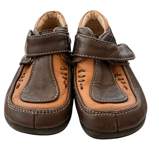 Leather Size 7 Shoes, Cognac & Chocolate Brown with Decorative Stitching Hook & Loop Closure