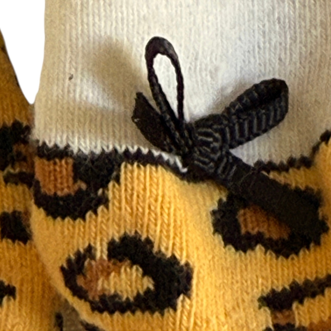 Mud Pie Infant Ruffled Leopard Print Socks with Grosgrain Ribbon & Tiny Black Bow in GUC