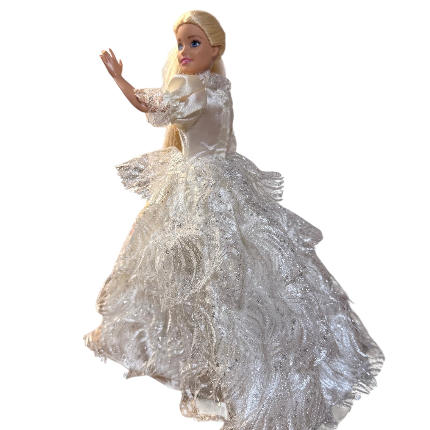 Blond, Blue Eyed Barbie Doll in a Shimmery Vintage White Lace Ball / Bridal Gown in GUC