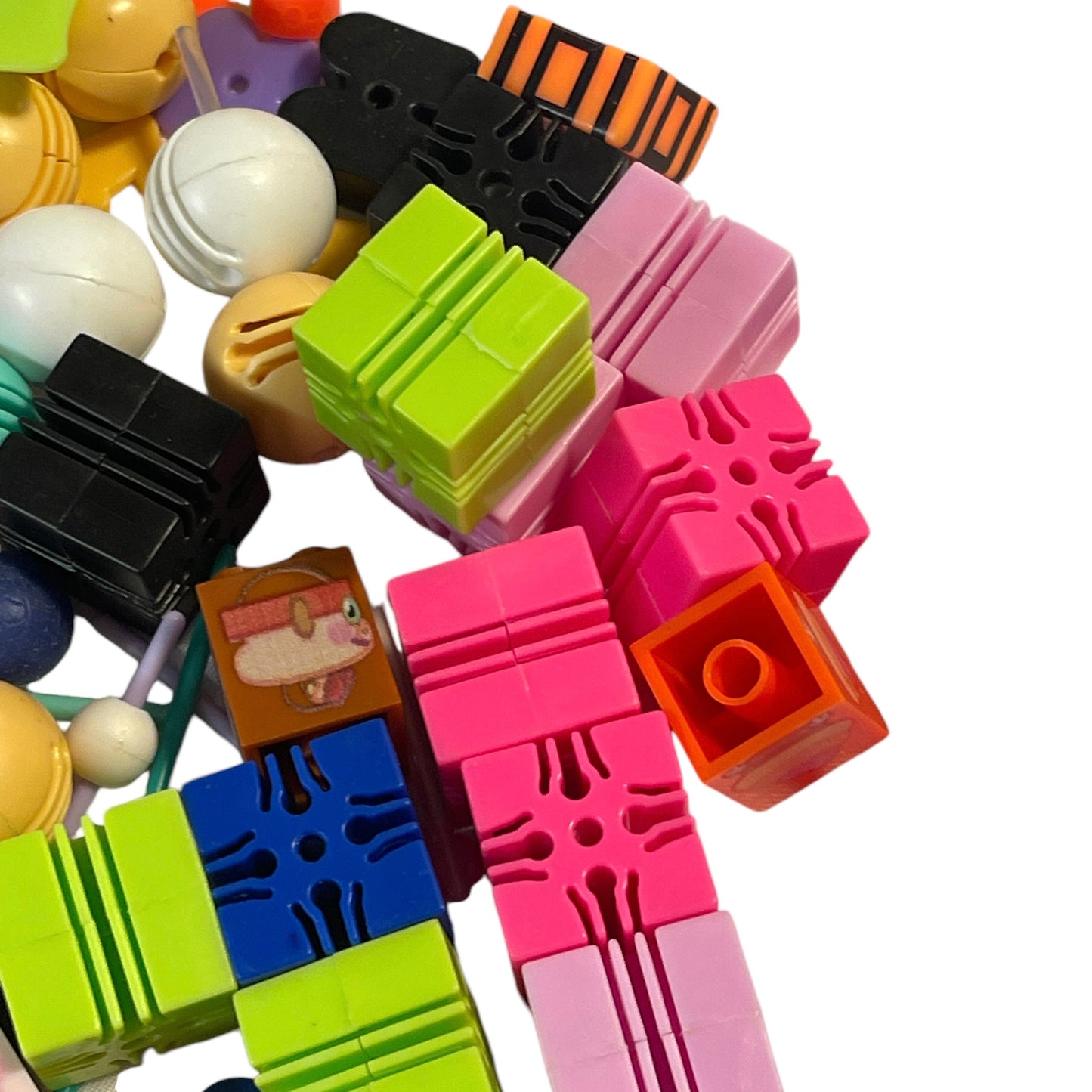 Ello Connectable Building Toys, More than A Pound of Mattel Brightly Coloured Pieces in EUC