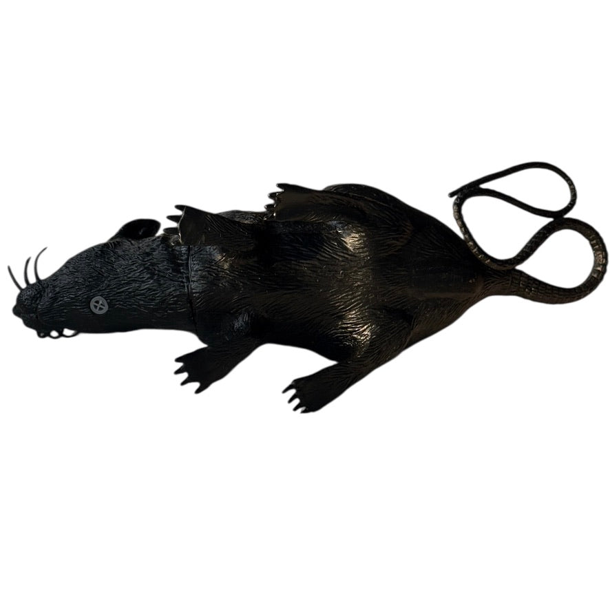 Rat! Yikes! Lifelike Plastic Rat, Just Ready to Scare the Bejebbers Out of Your Besties! in EUC