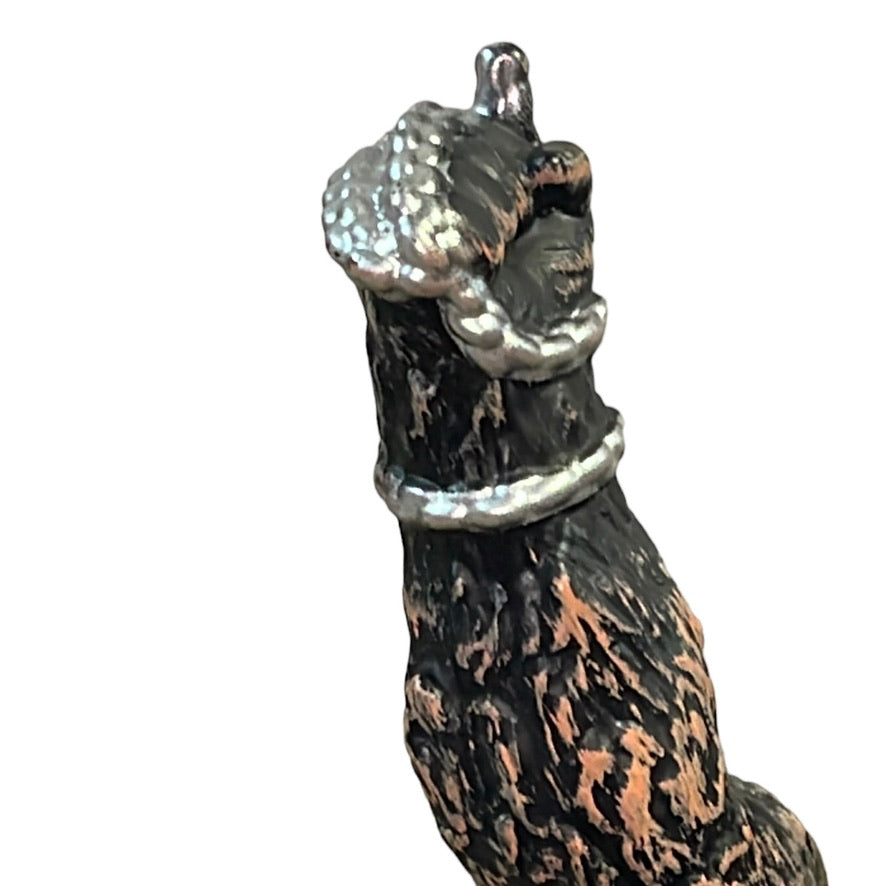 King Kong Figurine, 9" Finely  Detailed, Swivel Hips, Moveable Arms, Red Eyes, Silver Painted Chain