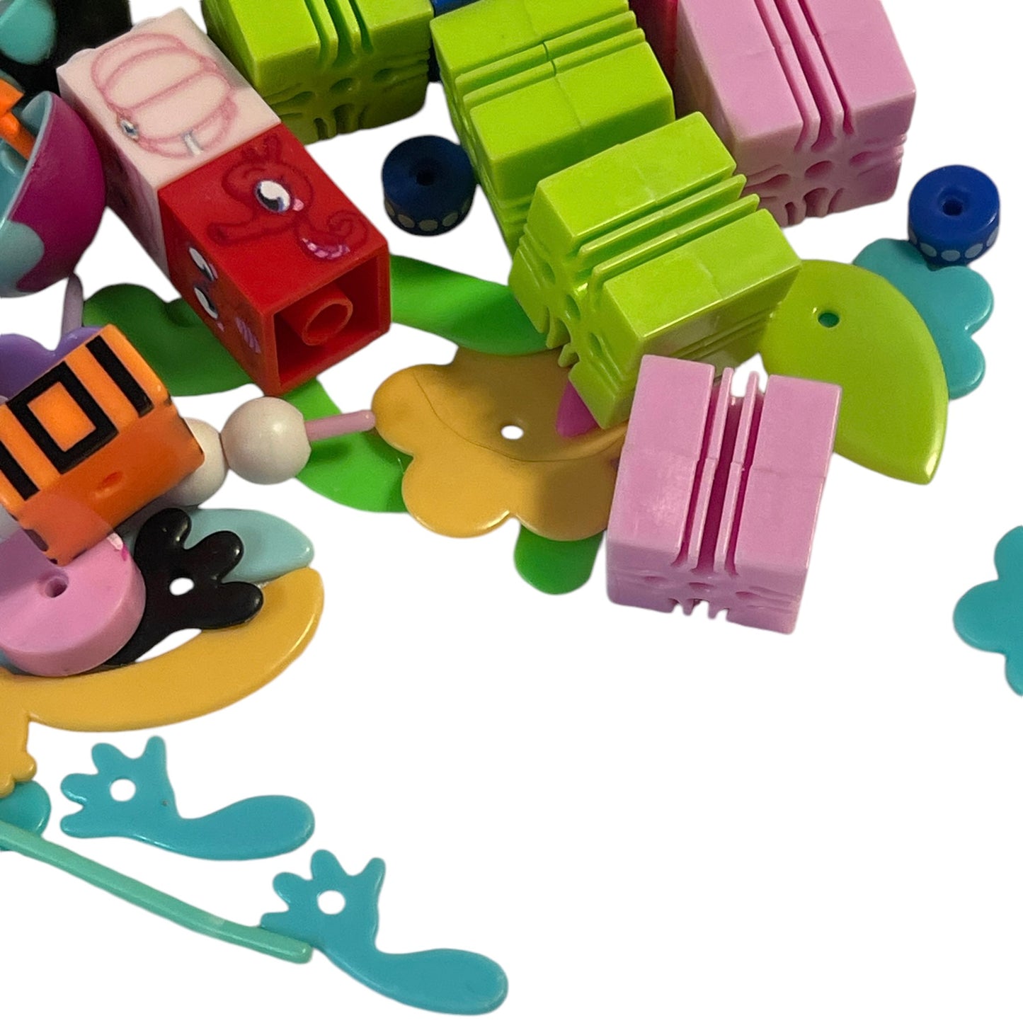 Ello Connectable Building Toys, More than A Pound of Mattel Brightly Coloured Pieces in EUC