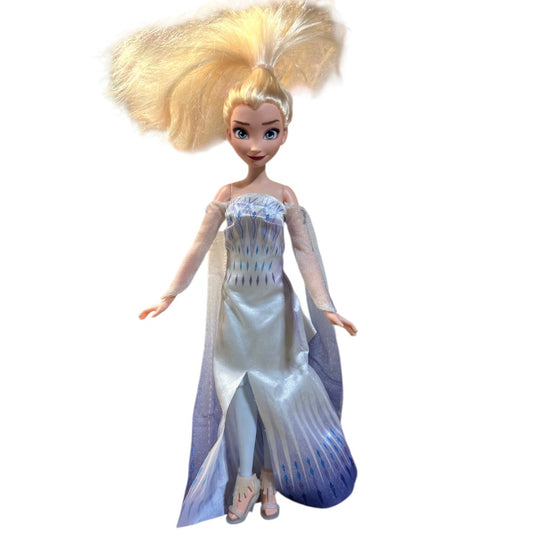 Disney Frozen 11 Musical Adventure ELSA, Original Dress & Shoes in VGUC - Working