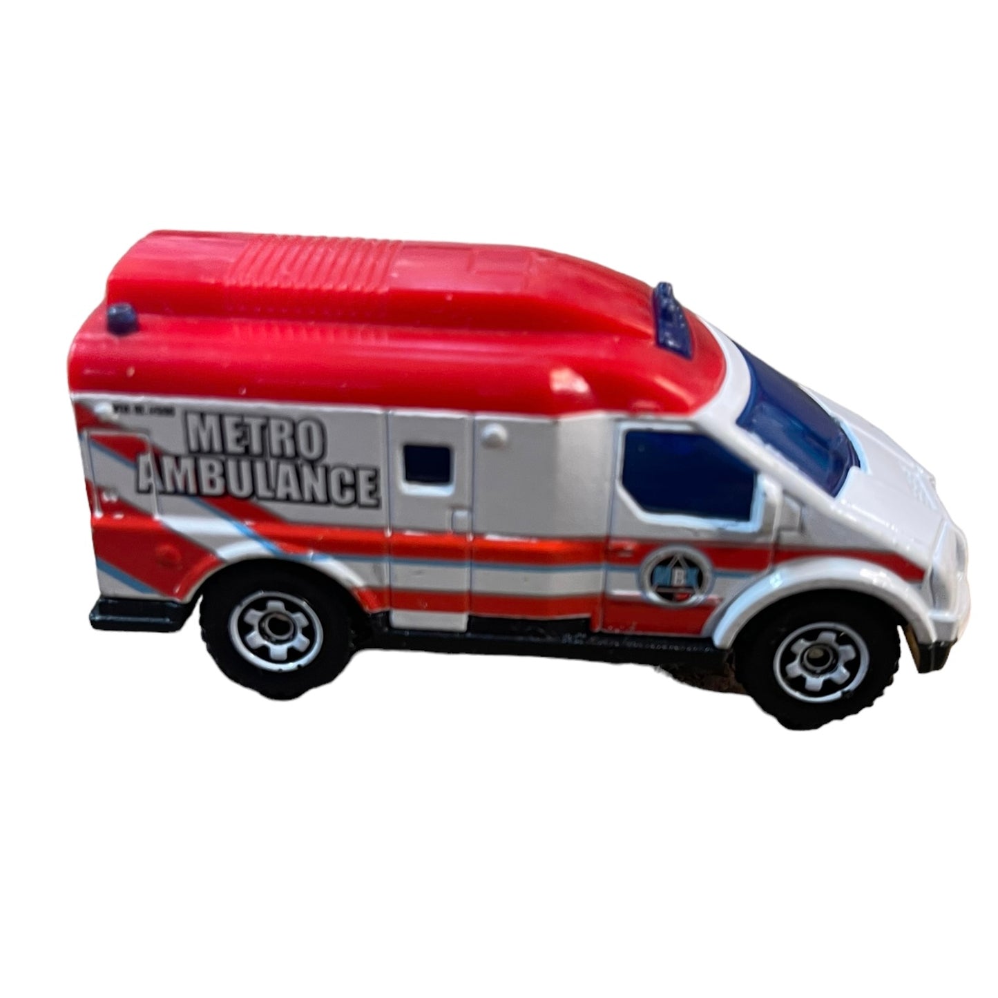 2013 Matchbox Metro Ambulance Diecast Red/White Emergencey Vehicle EUC