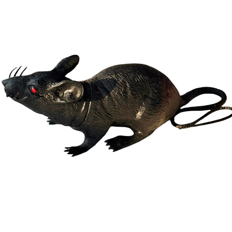 Rat! Yikes! Lifelike Plastic Rat, Just Ready to Scare the Bejebbers Out of Your Besties! in EUC