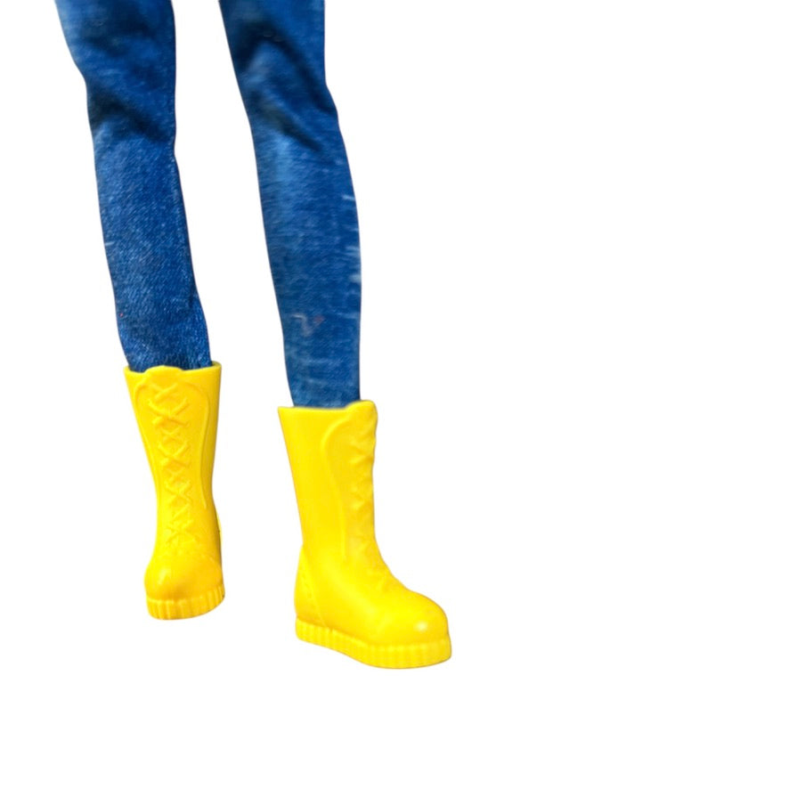 Barbie Fashionista, Made to Move Doll, in Faded Jeans, Striped Tee & Yellow Boots! In EUC