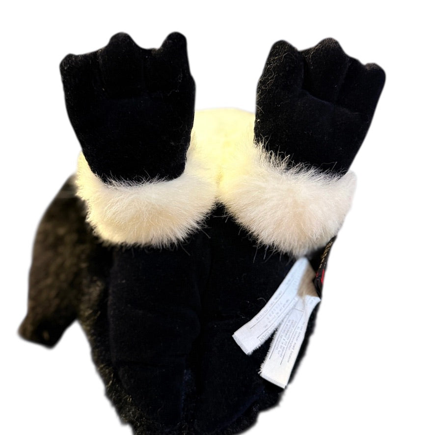 Gund Collector's Classic Emperor Penguin Realistic Vintage 15" Plush Stuffed Animal Toy