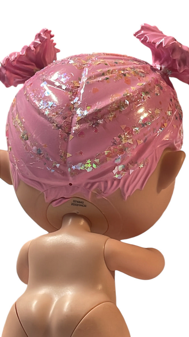 Glitter Babyz Dreamia Stardust Doll, Preowned, Pink Hair Changes Colour in Ice Water, in GUC