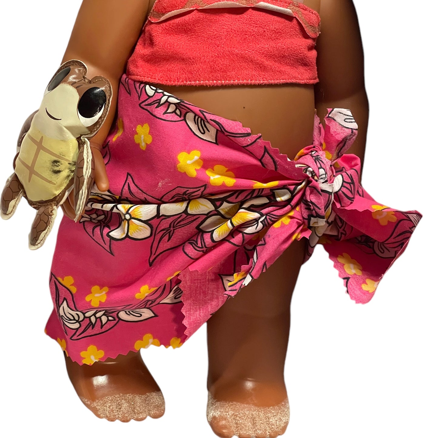 Disney, Moana, 15" Vinyl Doll with Sandy Feet & Black Curly Hair Shell Necklace, Vinyl Turtle