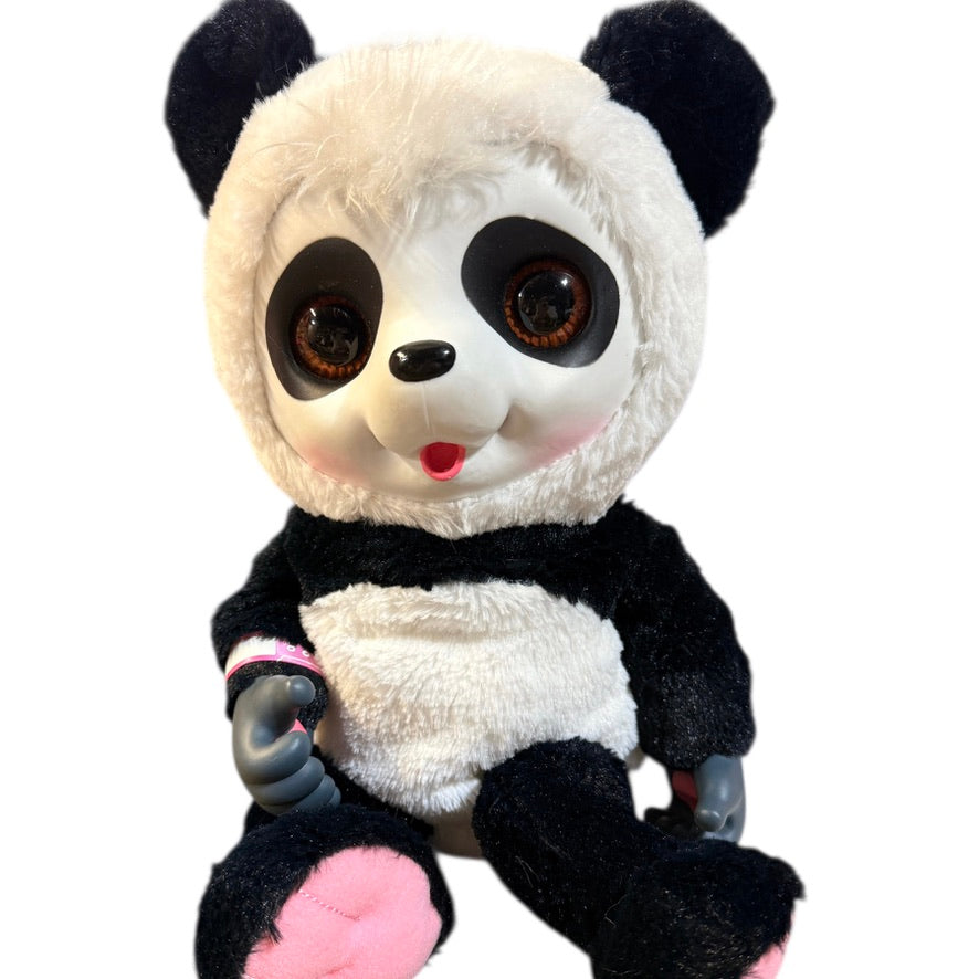Jakks Pacific Animal Babies Nursery Crunchy Munchy Baby Panda Plush Interactive Toy in GUCV