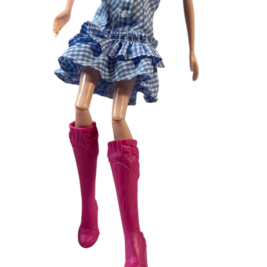 Winx Club Concert Doll Jakks Pacific, Blue Hair, Blue Gingham Dress, Articulated Legs with High Pink Boots in EUC