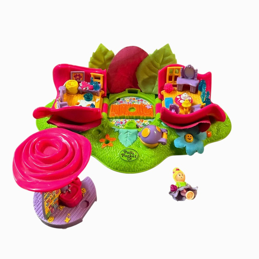 Polly Pocket Rose Cottage Hideaway Playset from 1997, Complete, in Excellent Preowned Condition