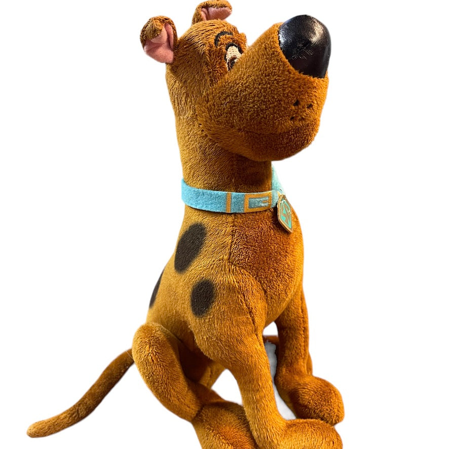 Hanna-Barbera, SCOOB! Always Charming Scooby-Doo 9" with Collar in GUC