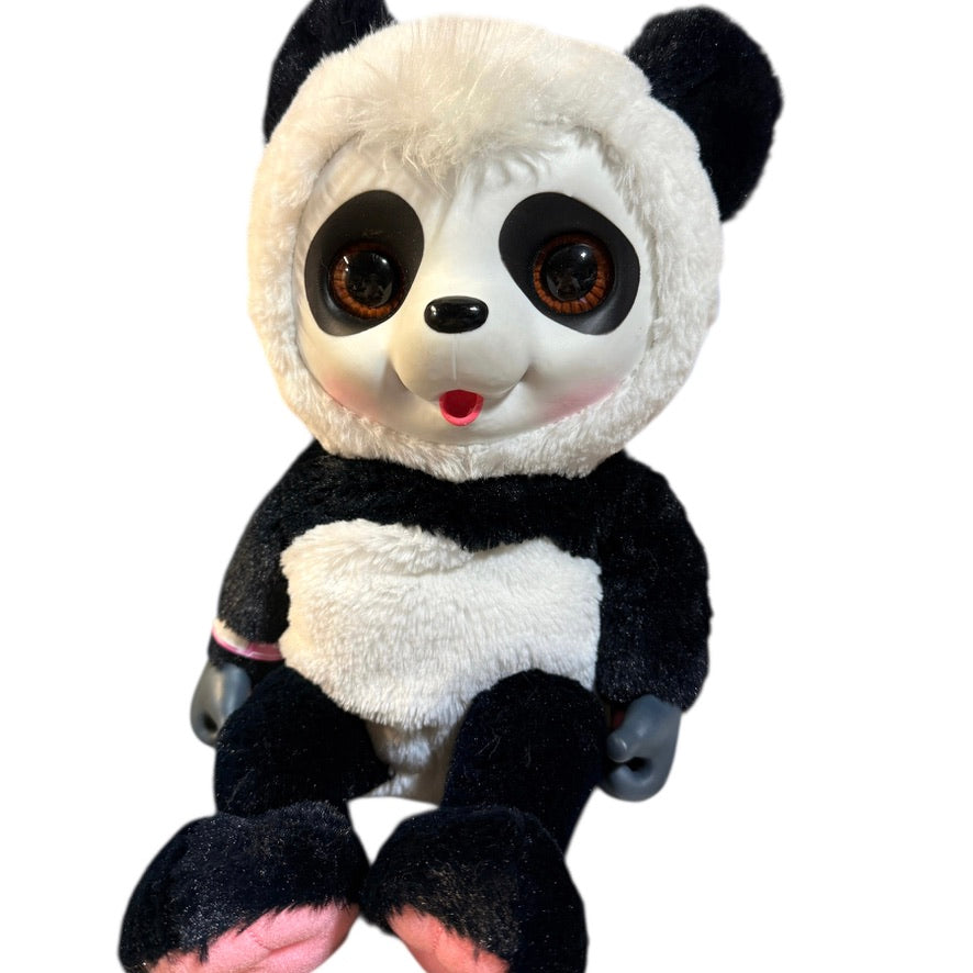 Jakks Pacific Animal Babies Nursery Crunchy Munchy Baby Panda Plush Interactive Toy in GUCV