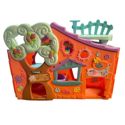 Hasbro Littlest Pet Shop Orange Club Treehouse in Very Good Preowned Condition