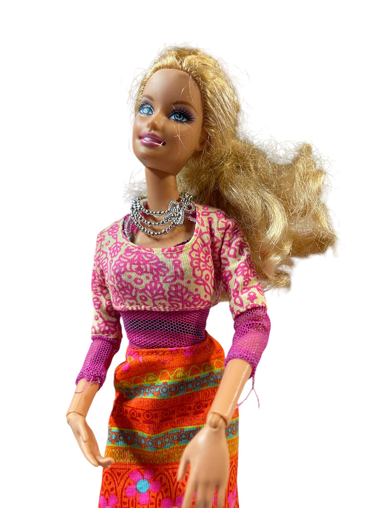 Mattel Articulated Blond 2009 Doll & 2000 Flower Power Pink & Orange Hippy Dress & Accessories