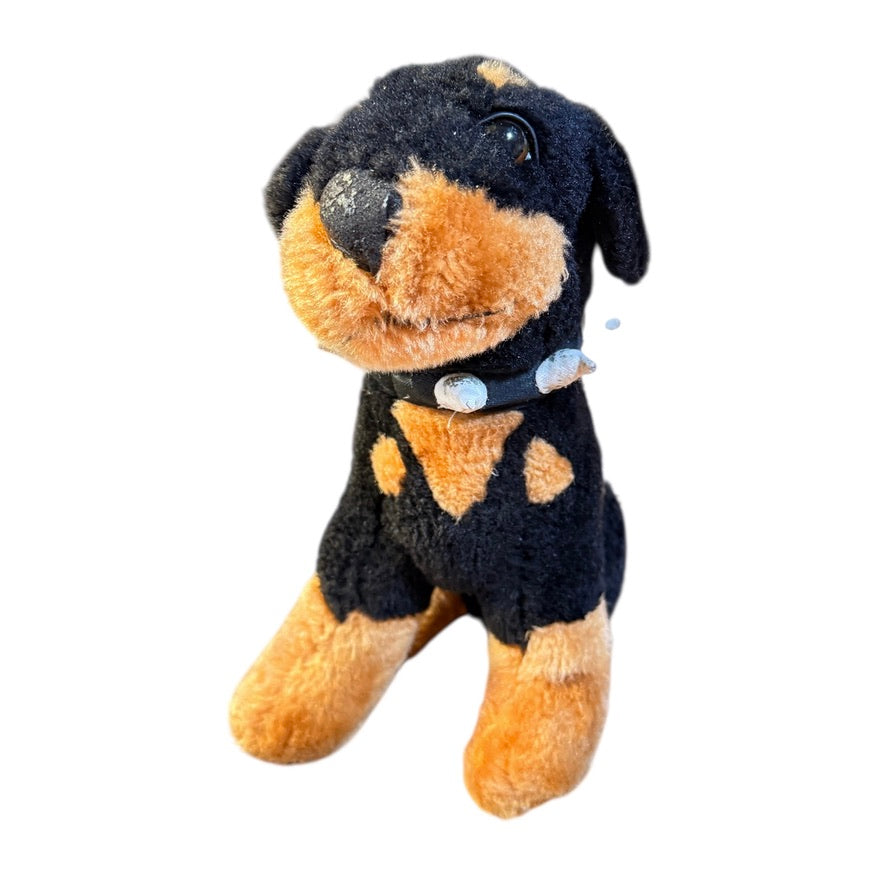 Rottweiler Realistic Plush, 10", Spiked' Collar, Classic Rottie Colours, Sweet Face in GUC