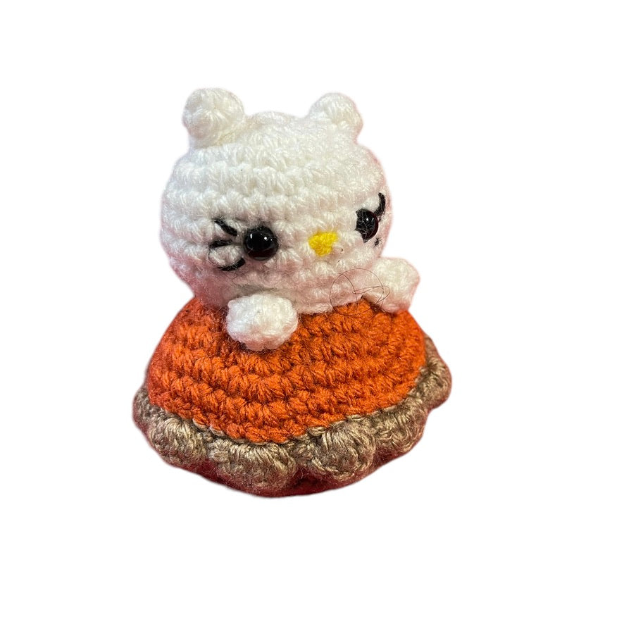 Hello Kitty Hand Knit Pumkitty Pie 4" Stuffed Toy in Excellet Preloved Condition- So Cute!