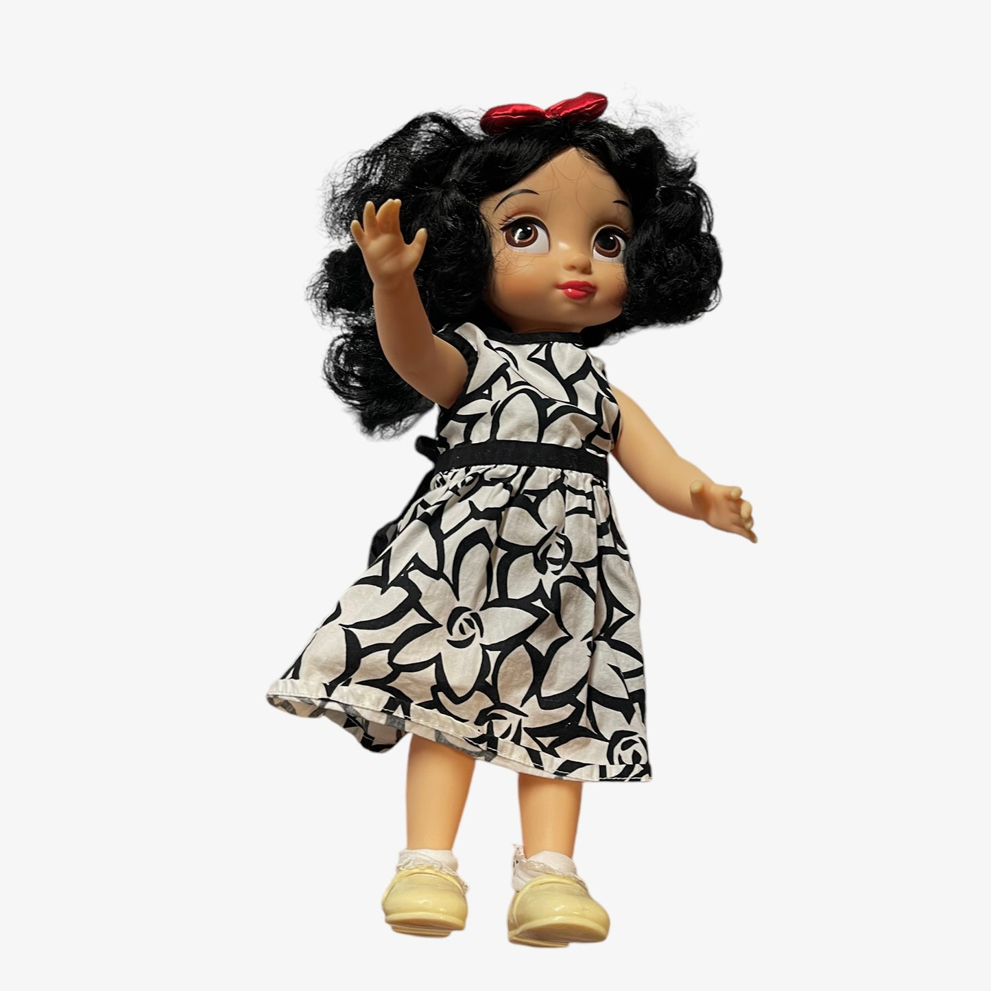 Disney Snow White 15" Animator Princess Toddler Doll, Huge Brown Eyes, Black Hair & Print Dress