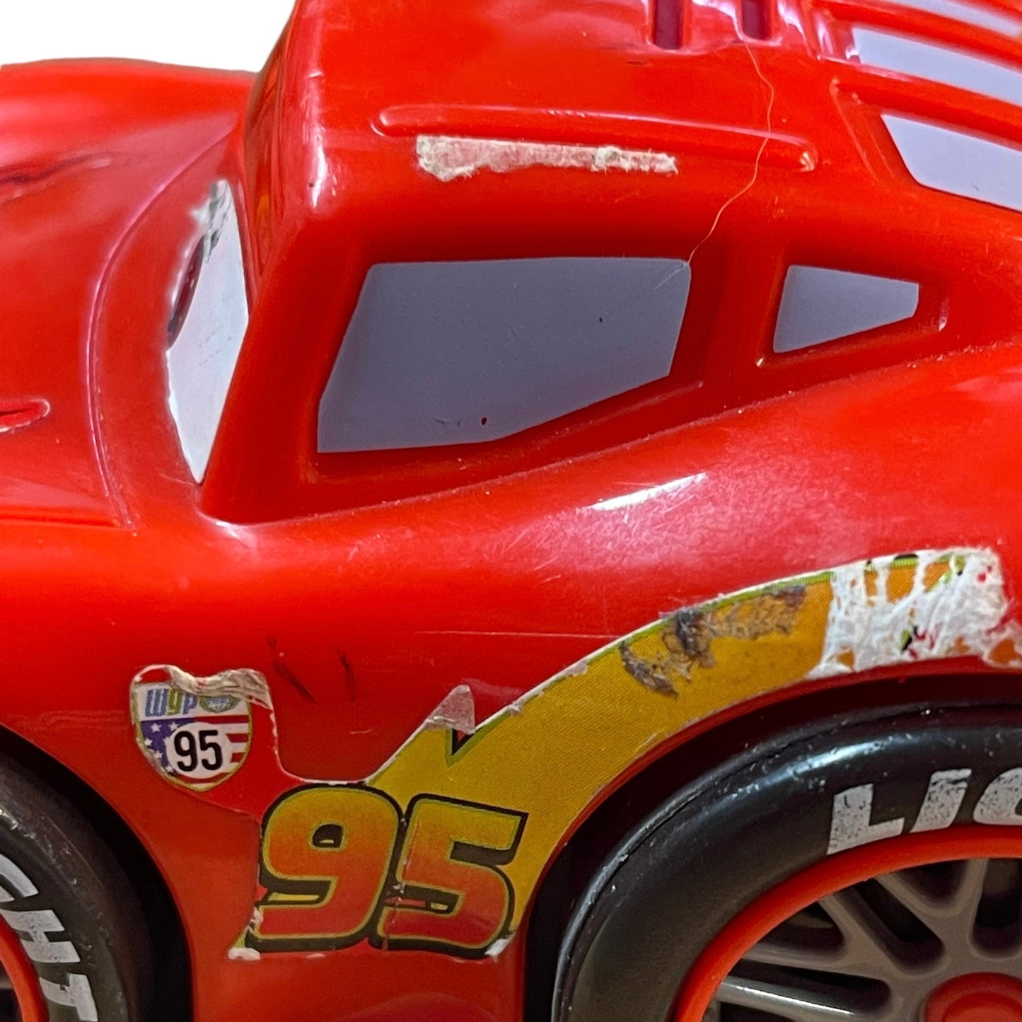 Disney Pixar CARS 2 Lightning McQueen Die Cast Chunky Heavyweight Fisher Price