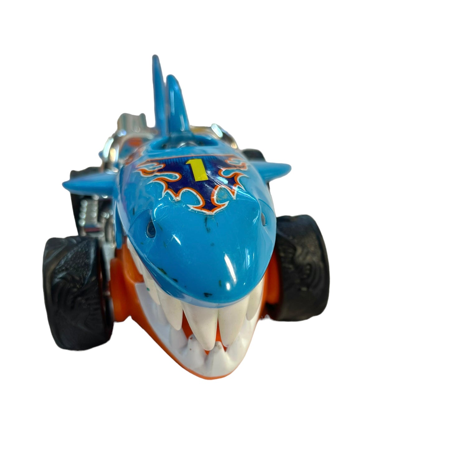 Hot Wheels Extreme Shark Cruiser Car Lights, Sounds, Motion 9"