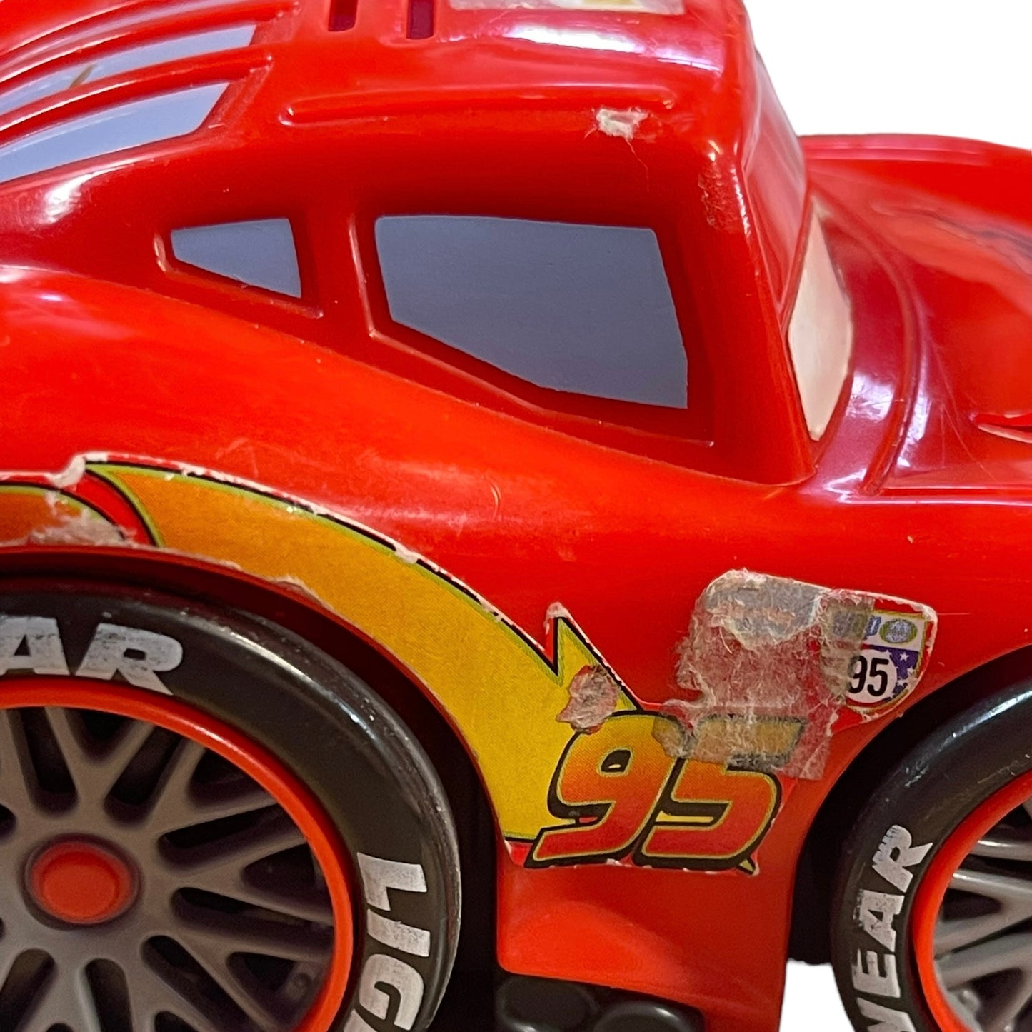 Disney Pixar CARS 2 Lightning McQueen Die Cast Chunky Heavyweight Fisher Price