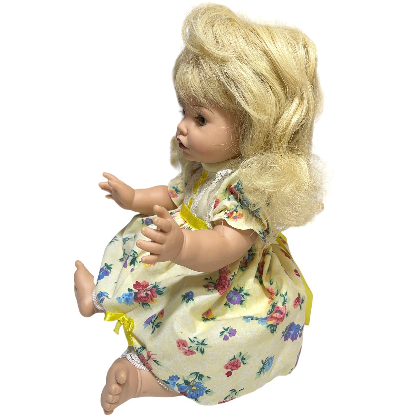 Exquisite Vintage 1995 Baby So Beautiful by Playmates EUC Original Outfit