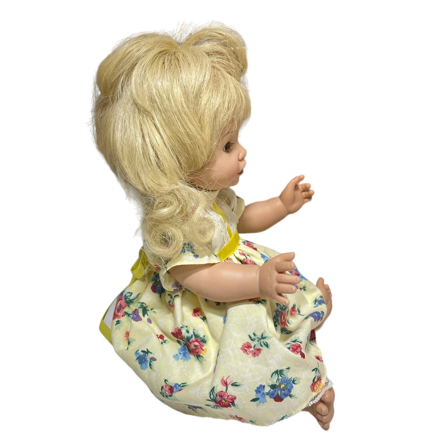 Exquisite Vintage 1995 Baby So Beautiful by Playmates EUC Original Outfit
