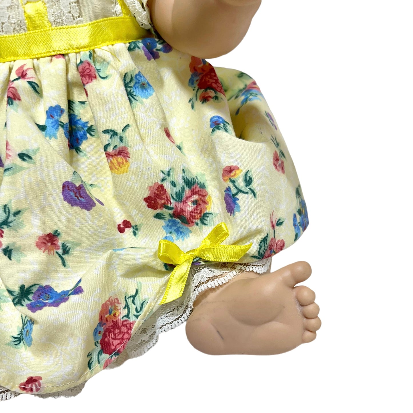 Exquisite Vintage 1995 Baby So Beautiful by Playmates EUC Original Outfit